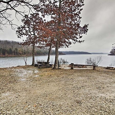 Rustic Stockton Lake Cabin Half Mile To Boat Ramp! Buitenkant foto
