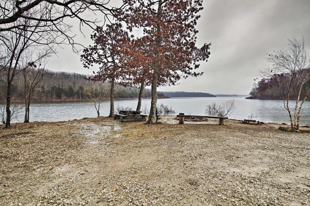 Rustic Stockton Lake Cabin Half Mile To Boat Ramp! Buitenkant foto